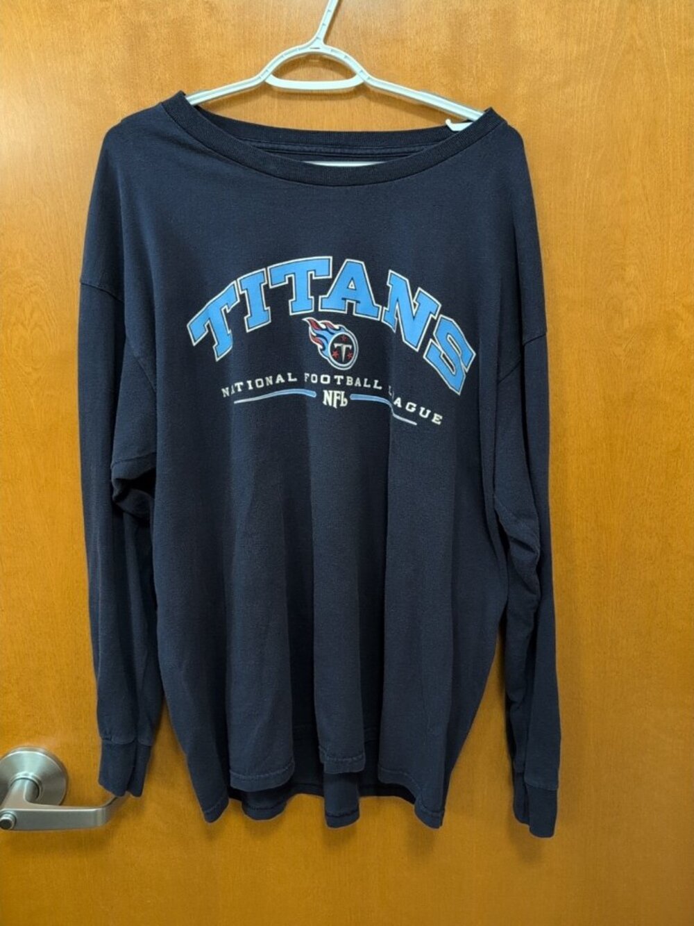 NFL Shirt Mens XL Navy Long Sleeve Tee Vintage Tennessee Titans Graphic Football